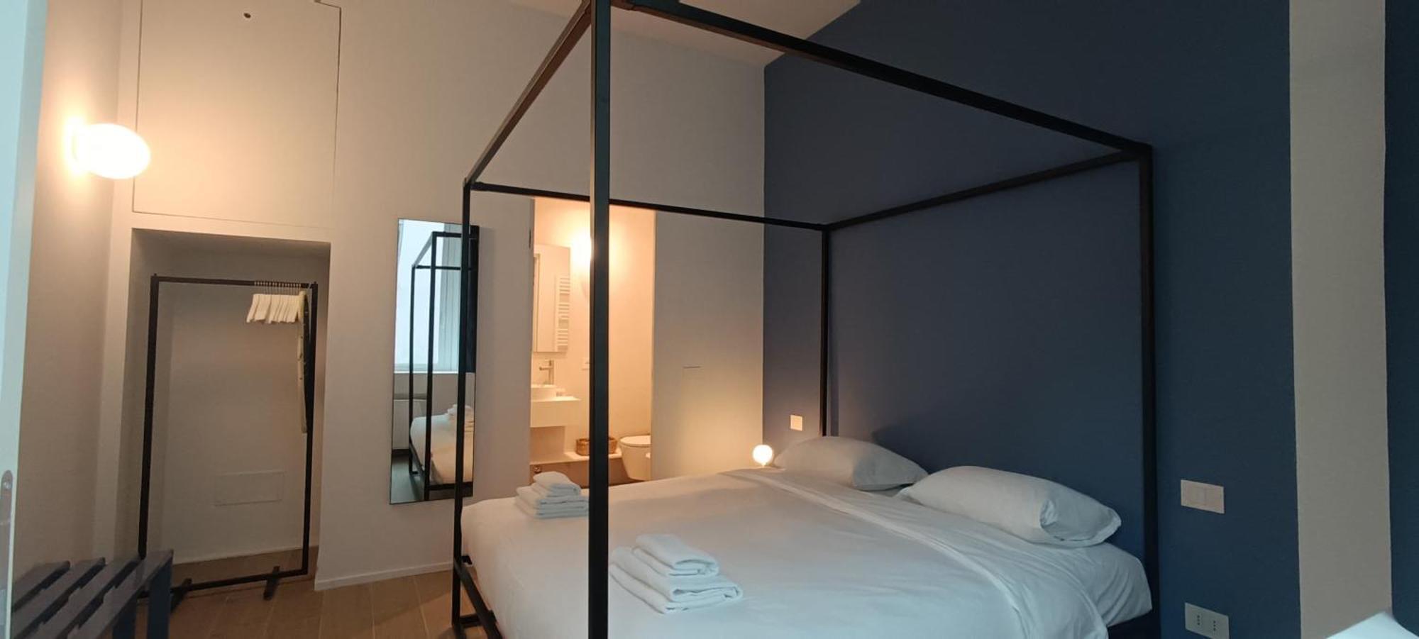 Easyhomes-City Centre Suites Милан Экстерьер фото