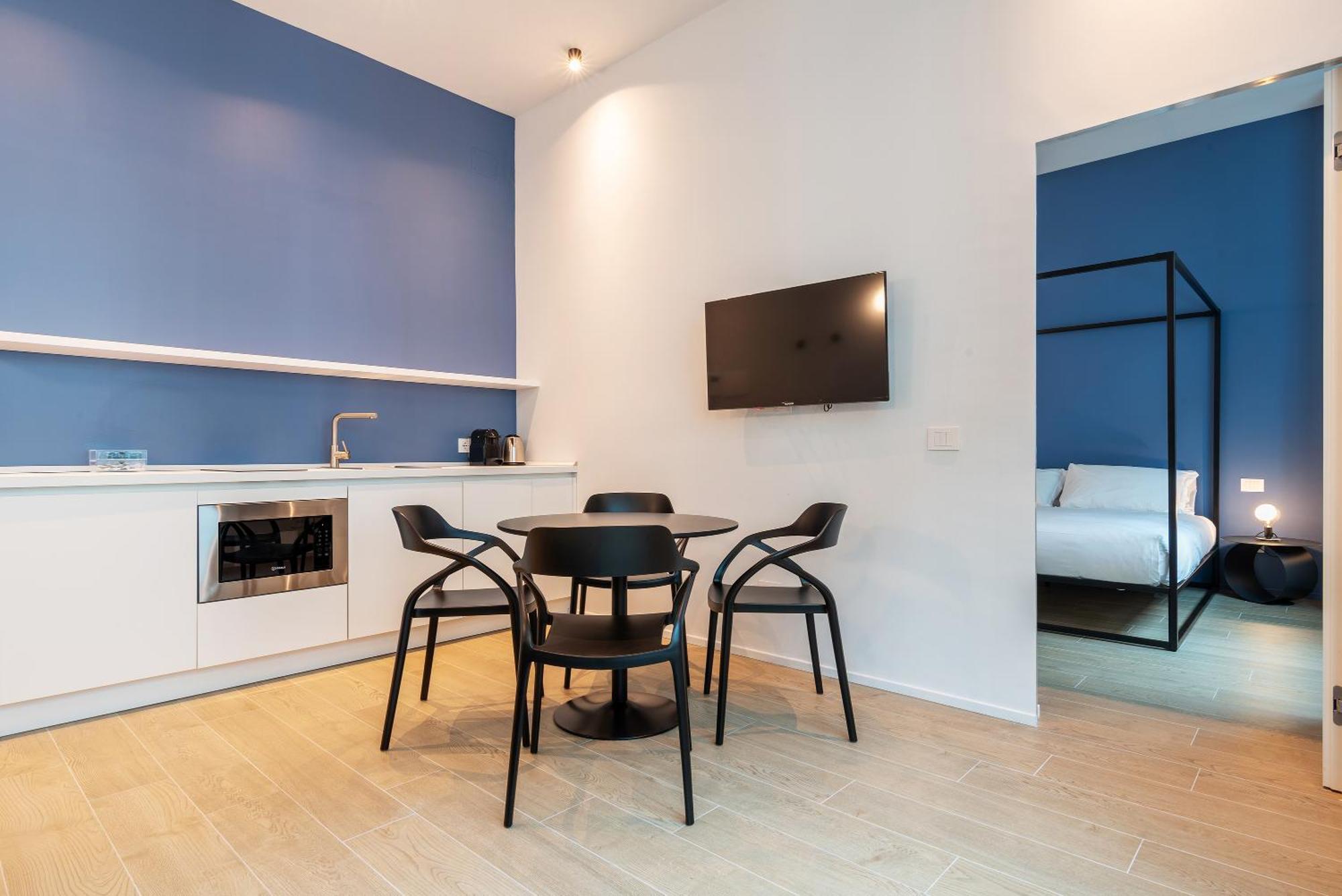 Easyhomes-City Centre Suites Милан Экстерьер фото